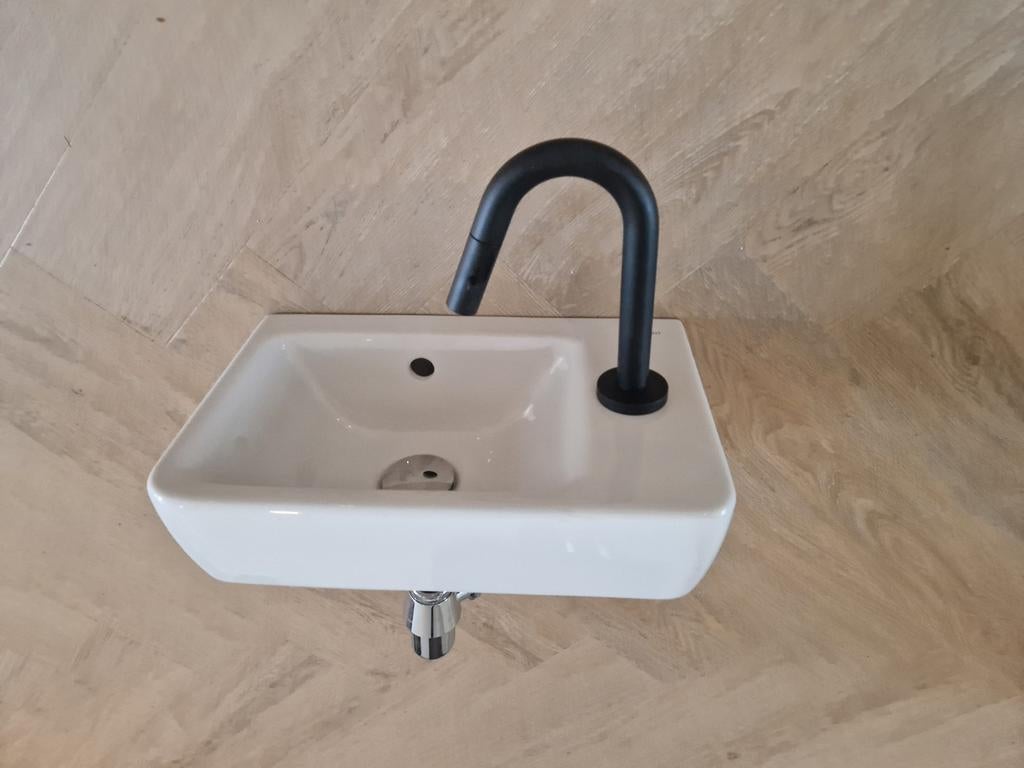 Geberit Renova Compact fontein met Ideal koudwaterkraan, Ophalen of Verzenden