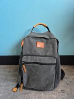 Grijze Nomad A4 20 liter rugtas incl laptop vak, Sieraden, Tassen en Uiterlijk, Tassen | Rugtassen, Ophalen of Verzenden, Gebruikt