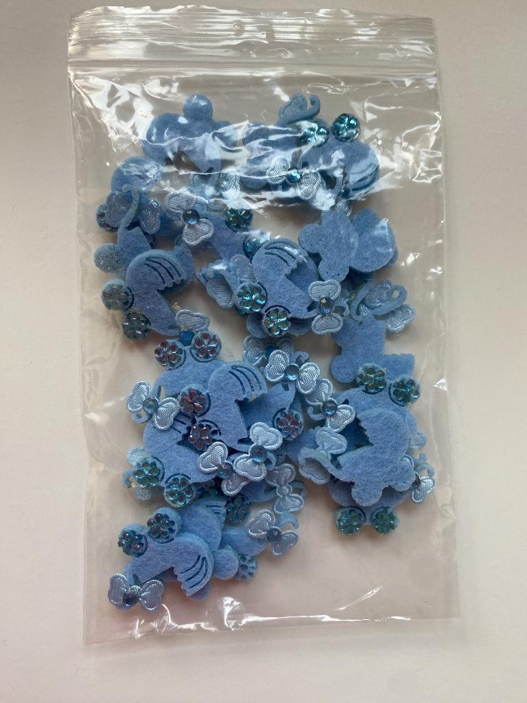 Partij vilten kinderwagens blauw - 27 st | geboortebedankjes, Ophalen of Verzenden, Nieuw, Geboorte of Huwelijk