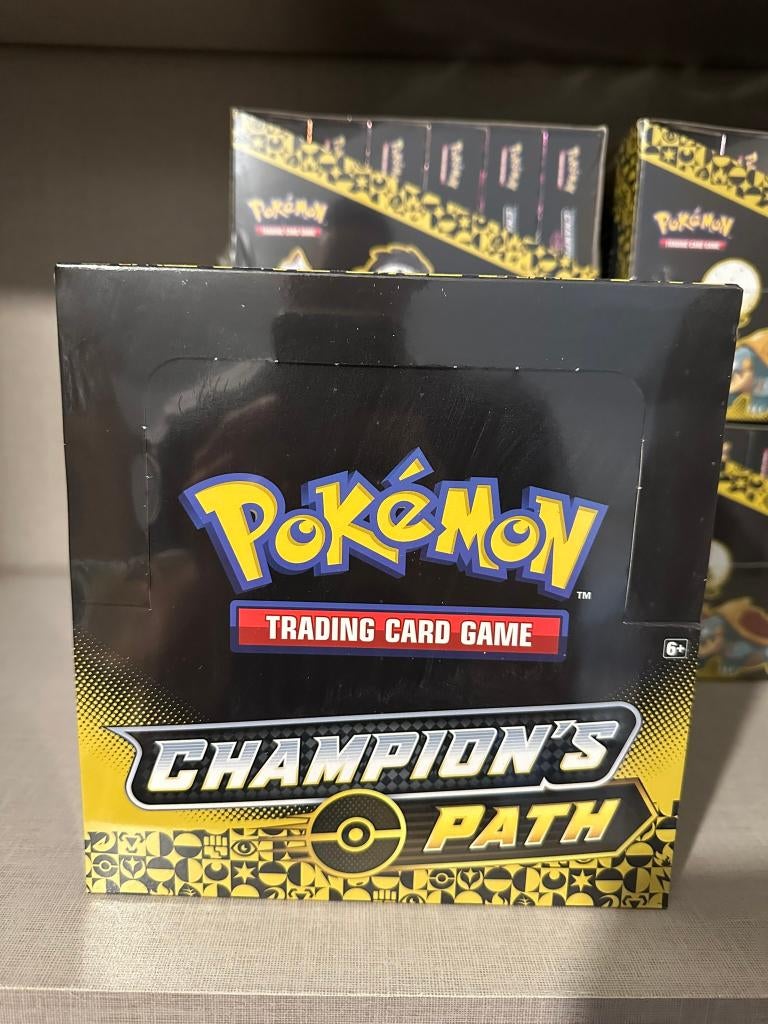 Pin Collection Box Sealed Champions Path Series 2, Hobby en Vrije tijd, Verzamelkaartspellen | Pokémon, Ophalen of Verzenden, Nieuw