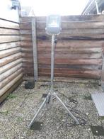 Bouwlamp met statief., Doe-het-zelf en Verbouw, Bouwverlichting, Ophalen, Gebruikt, Minder dan 50 watt, Met statief