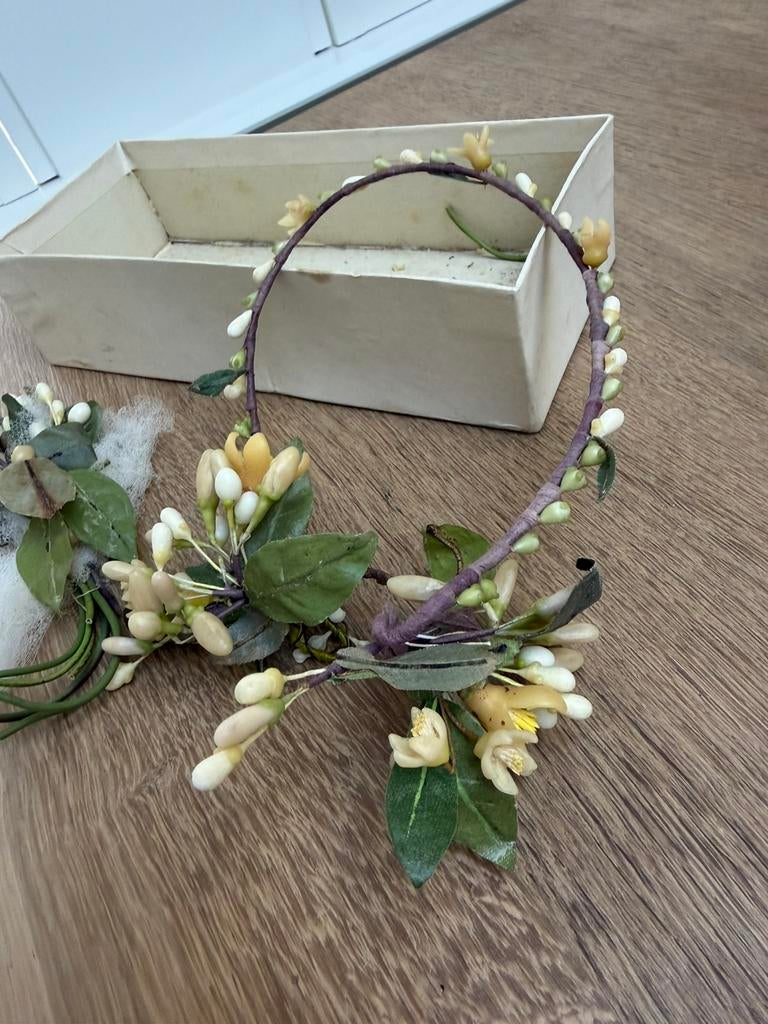 Antiek Franse wassen bruidsdiadeem en corsage omstreeks 1910, Antiek en Kunst, Ophalen of Verzenden