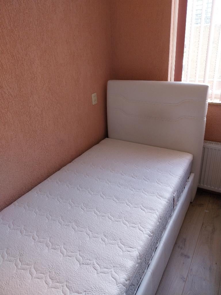 1 PERSOONS BOXSPRING BED MET MATRAS EN OPBERG RUIMTE, Huis en Inrichting, Slaapkamer | Boxsprings, Ophalen, 90 cm, Eenpersoons