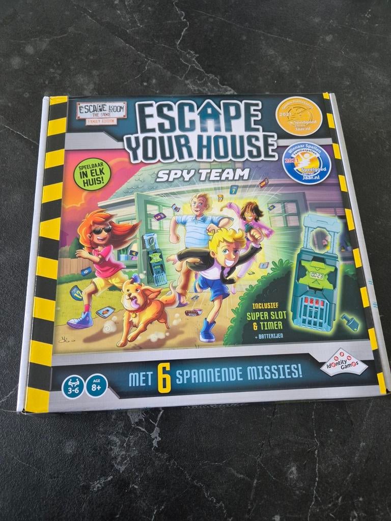 Escape Your House: Spy Team - Familie Escape Room Spel, Vijf spelers of meer, Ophalen, Nieuw, Identity Games