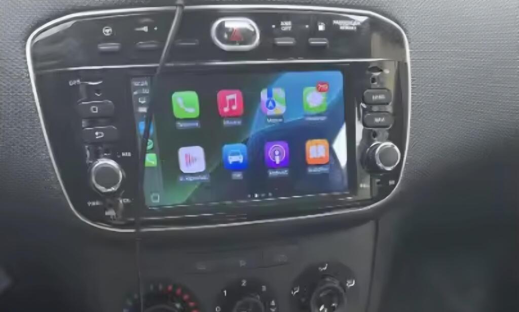 Fiat Punto | 2009 - 2018 | Autoradio, Auto diversen, Autonavigatie, Gebruikt, Ophalen of Verzenden