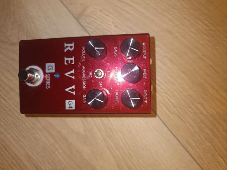 REVV G4 Distortion Pedaal, Muziek en Instrumenten, Effecten, Zo goed als nieuw, Distortion, Overdrive of Fuzz, Ophalen of Verzenden