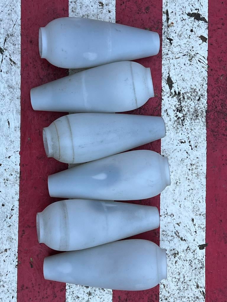 Vintage lampenkapjes opaalglas melkglas kroonluchter set/6, Gebruikt, Vintage, Ophalen of Verzenden, Glas