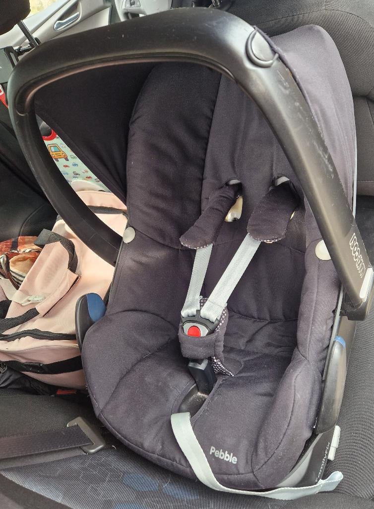 Family fix + maxi cosi pebble, Kinderen en Baby's, Autostoeltjes, Ophalen, Verstelbare rugleuning, Gebruikt, Isofix