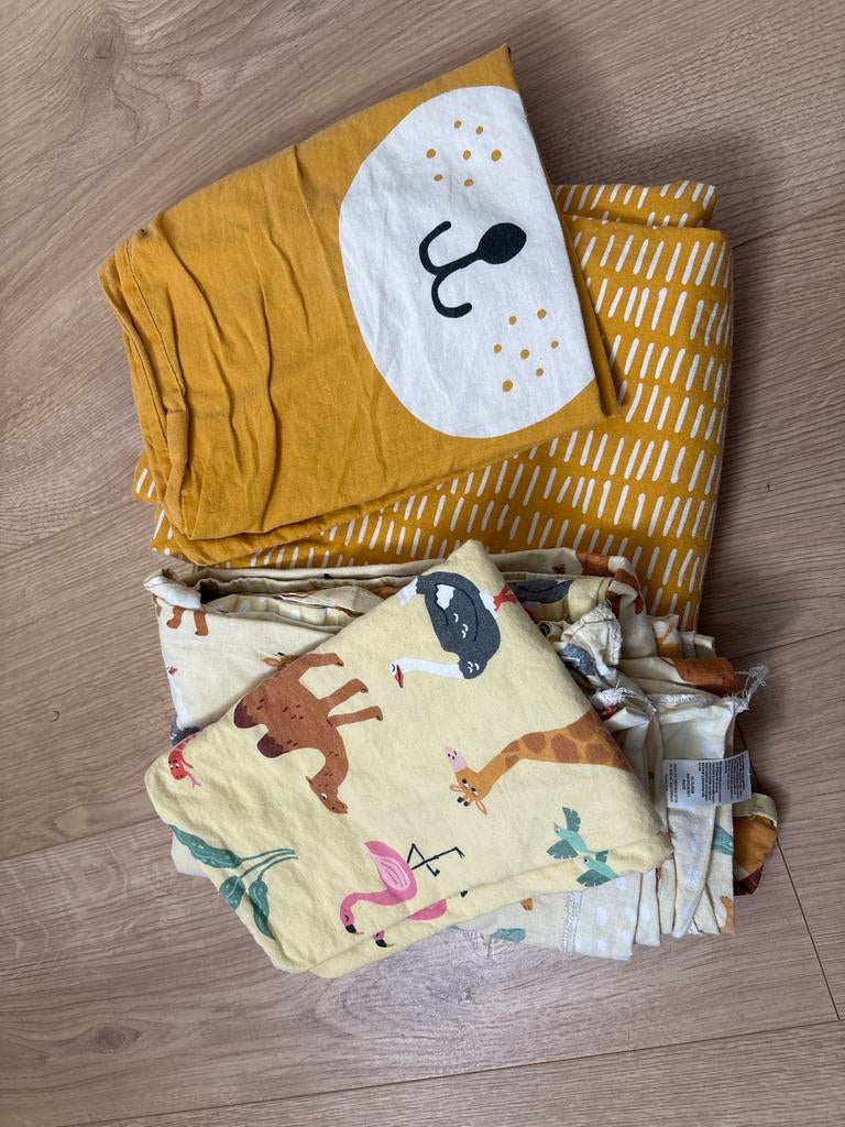 2x HEMA dekbedhoezen 120x150 cm - Zo goed als nieuw, Huis en Inrichting, Slaapkamer | Beddengoed, Eenpersoons, Ophalen of Verzenden