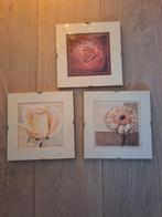 3 verschillende schilderijen met bloemen print 20x20 Z.G.A.N, Minder dan 50 cm, Ophalen of Verzenden, Zo goed als nieuw, Schilderij