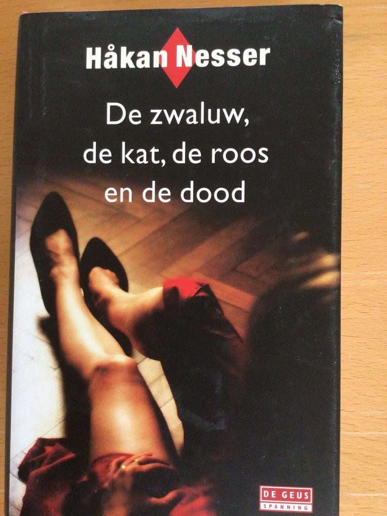 De zwaluw, de kat, de roos,en de dood - Håkan Nesser, Boeken, Ophalen of Verzenden, Zo goed als nieuw