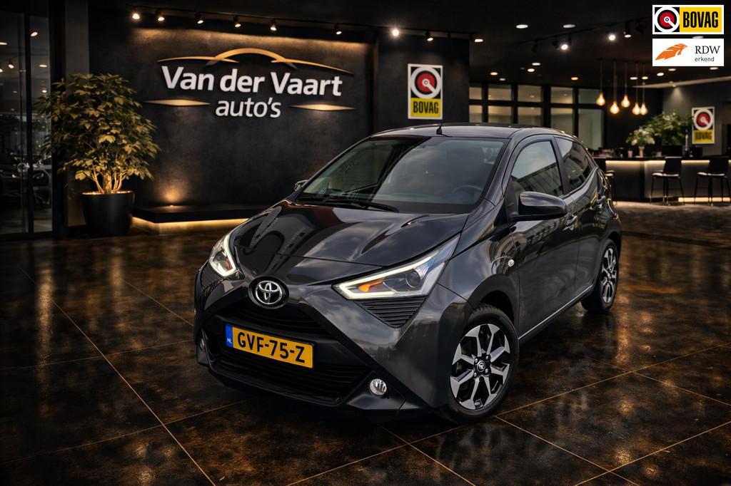 Toyota Aygo 1.0 VVT-i x-clusiv LMV CLIMA AUTOMAAT, LED verlichting, Gebruikt, Euro 6, 4 stoelen