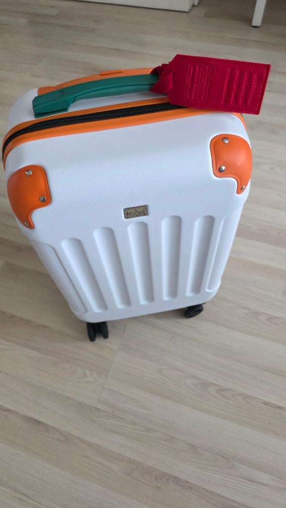 Reis trolley koffer wit nieuw, Wieltjes, 50 tot 60 cm, Hard kunststof, Nieuw