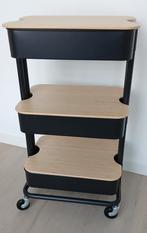 Zwarte roltafel Ikea Raskog met bamboe deksels, Ophalen, Zo goed als nieuw