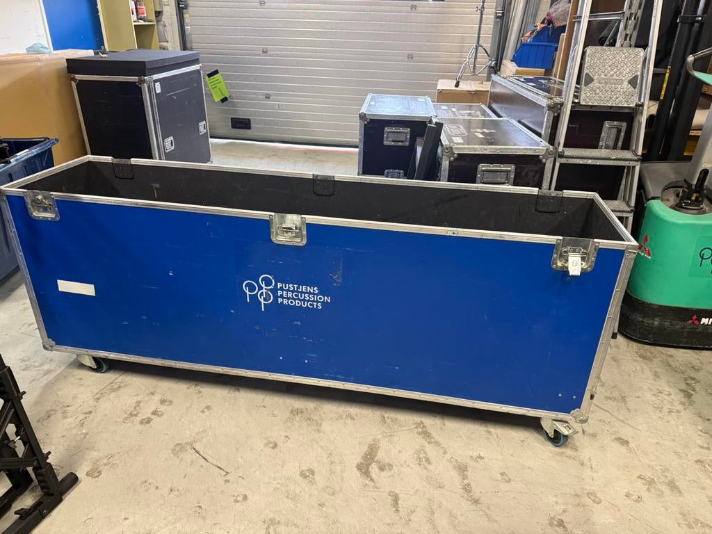 Flightcase langwerpig, Muziek en Instrumenten, Behuizingen en Koffers, Ophalen, Gebruikt, Overige instrumenten, Flightcase
