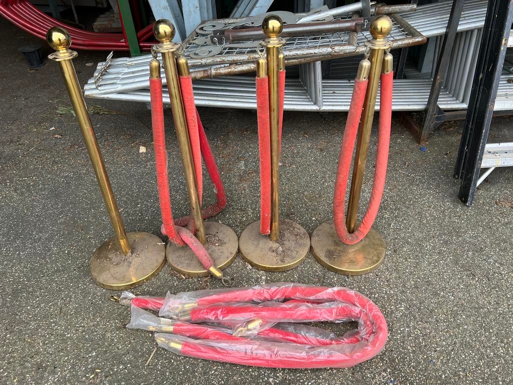 Vintage messing goud afzetpaaltjes vier stuks met nieuw touw, Ophalen, Gebruikt