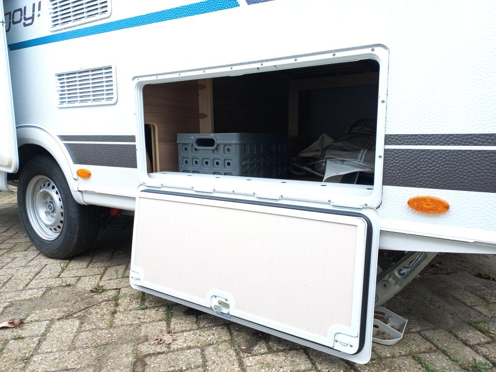 Dethleffs C'Joy 410 QL met voortent, Caravans en Kamperen, Standaardzit, Bedrijf, Dethleffs, Tot en met 4