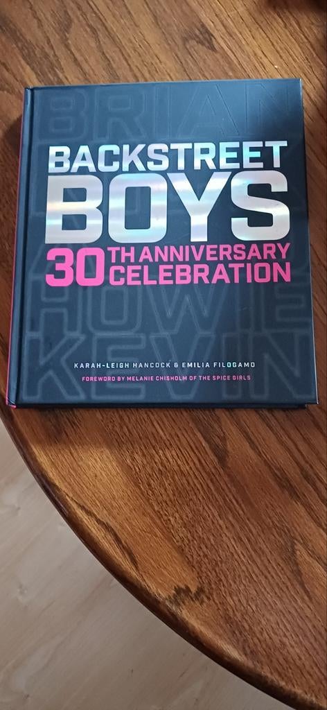 Boek Backstreet Boys 30th anniversary celebration, Boeken, Ophalen of Verzenden, Zo goed als nieuw, Artiest