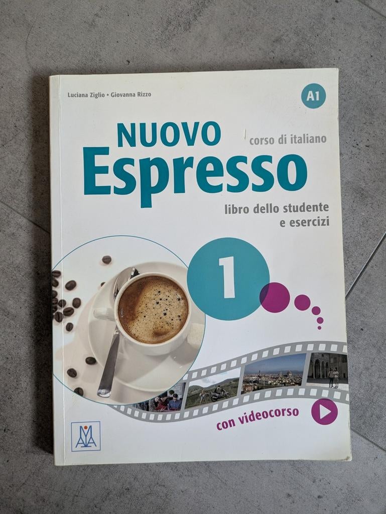 Nuovo Espresso 1 - Italiaans A1 studieboek, Boeken, Ophalen of Verzenden, Gelezen, Italiaans, Non-fictie