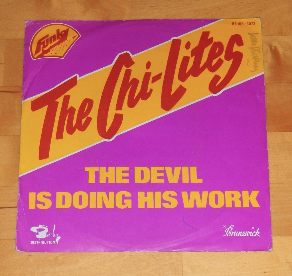 7" - The Chi-Lites ‎– The Devil Is Doing His Work - funk, Ophalen, Gebruikt