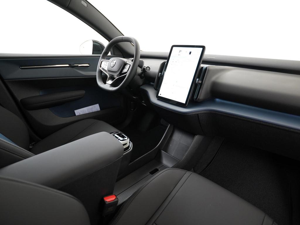 Volvo EX30 Single Motor Extended Range Plus Europa 69 kWh |, Auto's, Volvo, Automaat, Zwart, Origineel Nederlands, 1600 kg