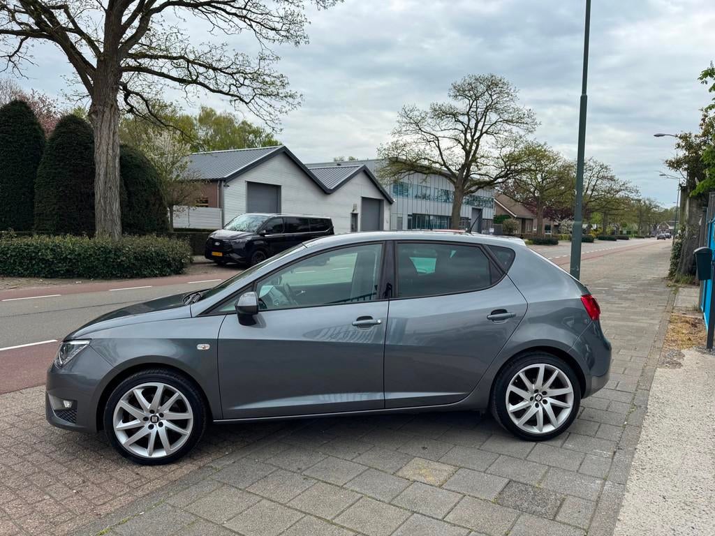 Seat Ibiza 1.4 TSI FR Aut Clima Elek Pakket Lmv Navi Cruise, Auto's, Euro 5, Gebruikt, Zwart, 4 cilinders