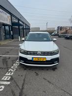 VW Tiguan 2.0 TDI 150PK 4MOTION DSG 2017 Wit, VOL, Automaat, Achterwielaandrijving, Zwart, 4 cilinders