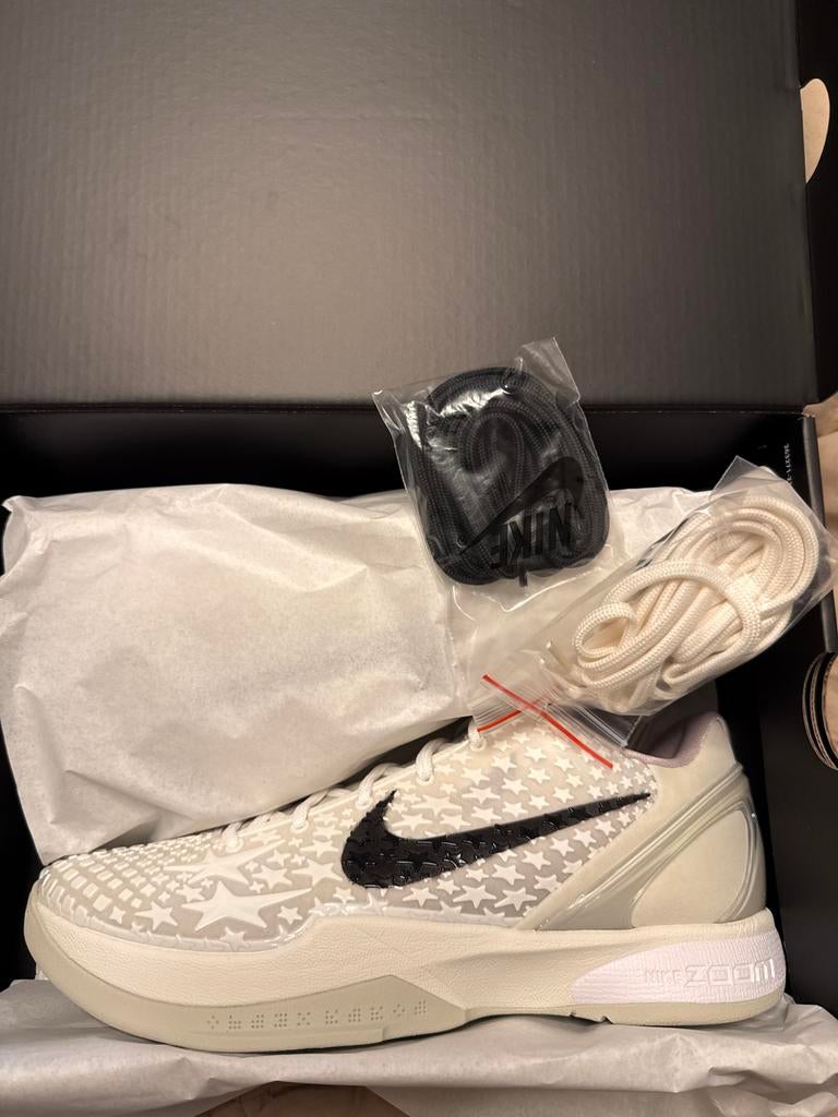 Nike Kobe 6 Protro 'Sail' - Maat 44, Kleding | Heren, Schoenen, Ophalen of Verzenden, Nieuw, Wit, Sneakers of Gympen