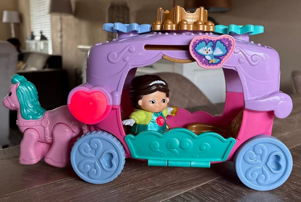 Vtech vrolijke vriendjes - prinses Tess en de koets - €6,99, Ophalen of Verzenden, Zo goed als nieuw