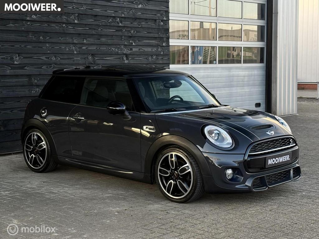 Mini 2.0 Cooper S Chili | JCW Pakket | Pano | Harman Kardon, Voorwielaandrijving, 1998 cc, Gebruikt, 4 stoelen
