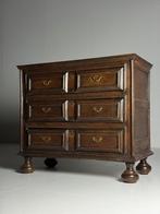 Ladekast engels antiek 17e eeuw eiken