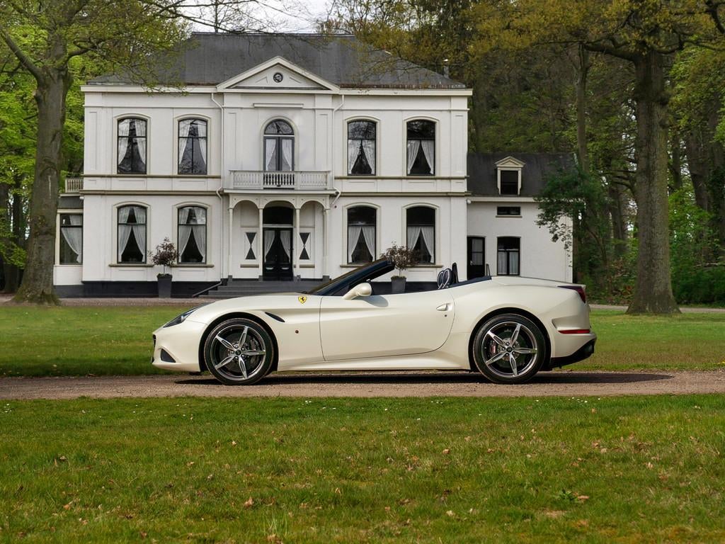 Ferrari California 3.9 T HELE | Atelier Car | Bianco Italia, Auto's, Ferrari, Automaat, Achterwielaandrijving, Gebruikt, 4 stoelen
