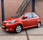 TOYOTA AYGO 1.0i,AUTOMAAT, AIRCO, 10500 KM !, NIEUWSTAAT !!!, Auto's, Toyota, Stof, Overige kleuren, 68 pk, Overige kleuren
