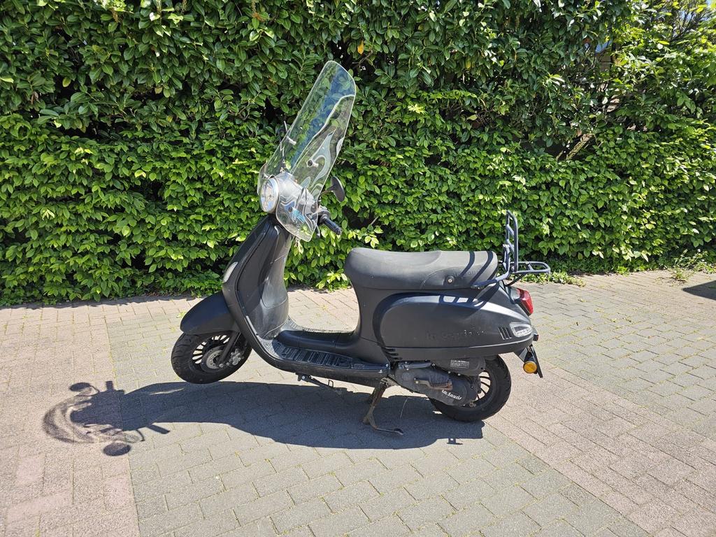 La Souris Sourini R - Mat zwart - 25 km/u snorscooter, Gebruikt, Benzine, Ophalen, Overige merken