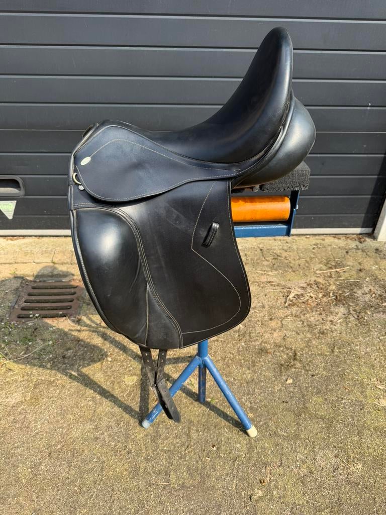 Kentaur dressuur zadel, Dieren en Toebehoren, Paarden en Pony's | Zadels, Ophalen, Zo goed als nieuw, Dressuur