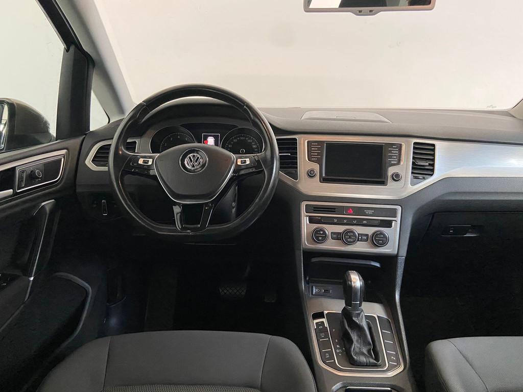 Volkswagen Golf Sportsvan 1.0 TSI Connected Series. APK 03-2, Auto's, Gebruikt, Euro 6, Overige kleuren, 1246 kg