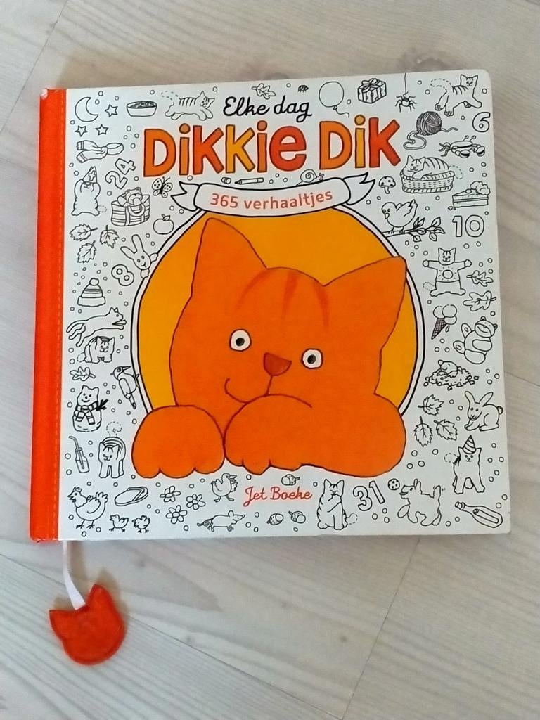 Elke dag Dikkie Dik 365 verhaaltjes, Boeken, Ophalen of Verzenden