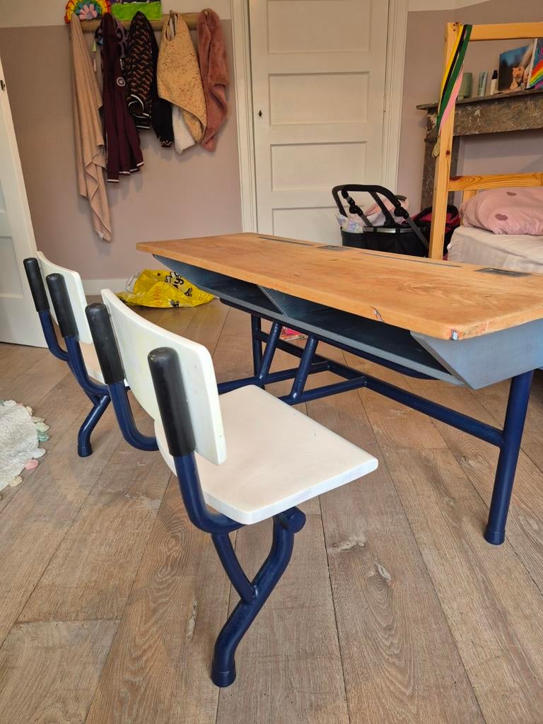 Schoolbankje, Ophalen, Zo goed als nieuw, Rechthoekig, 100 tot 150 cm