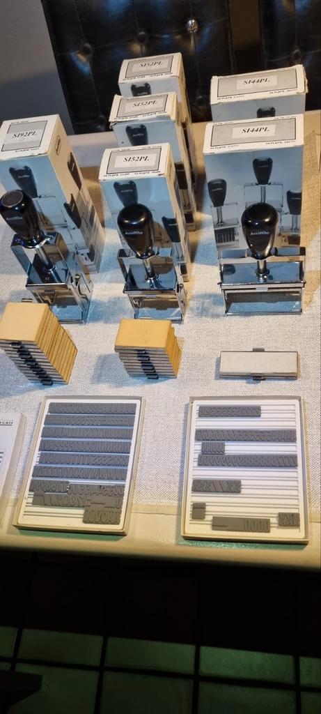 Zelfinktende  Justrite stempels, Hobby en Vrije tijd, Knutselen, Ophalen of Verzenden