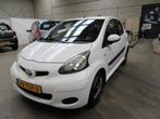 Toyota Aygo 1.0-12V Comfort Navigator, Voorwielaandrijving, Euro 5, Stof, Gebruikt