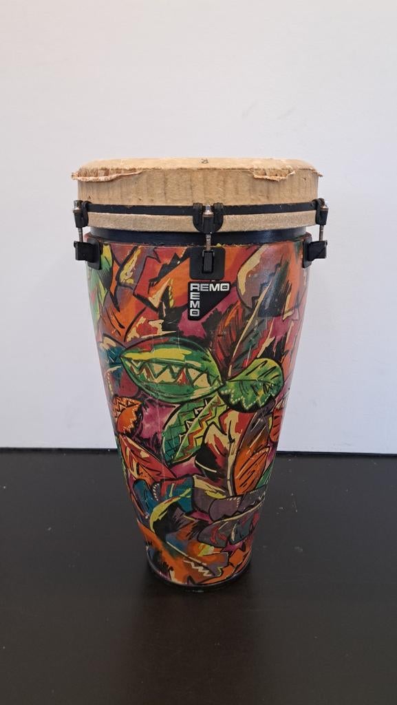 Remo Djembe, Muziek en Instrumenten, Percussie, Ophalen, Gebruikt, Trommel