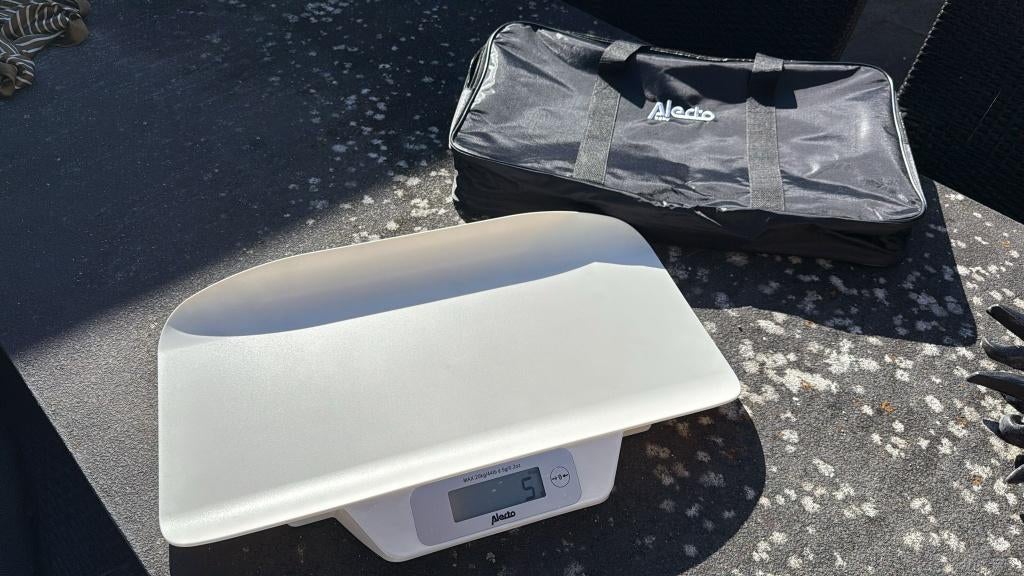 Alecto BC-30 - Babyweegschaal, wit, Ophalen