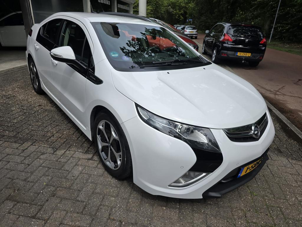 Opel Ampera 1.4 | AUTOMAAT | 2E EIGENAAR | 12MND GARANTIE |, Auto's, Opel, Euro 5, 86 pk, 4 cilinders, 16 kWh