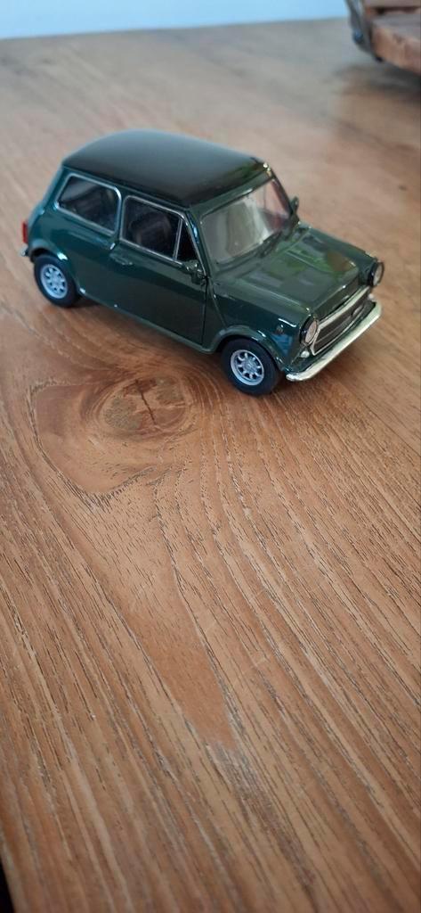 Welly Mini Cooper modelauto - Groen met zwart dak, Hobby en Vrije tijd, Modelauto's | 1:43, Gebruikt, Auto, Ophalen of Verzenden