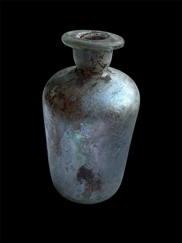 Bodemvondst Romeins cilindrisch glas flesje met platte lip, Ophalen of Verzenden