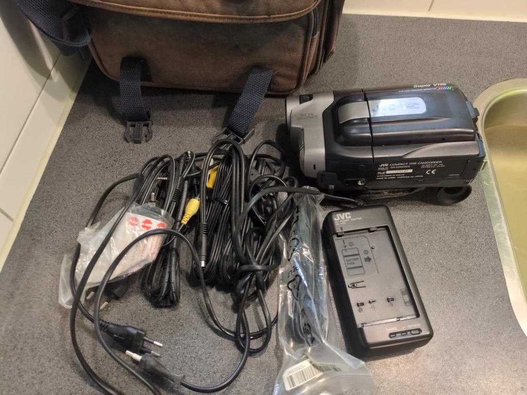 JVC GR-SXM25EG Super VHS-C Camcorder met accessoires, Ophalen of Verzenden, VHS-C of SVHS-C, Camera