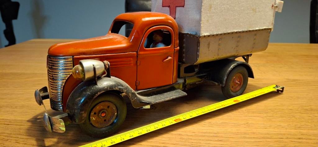Antieke Vebe blikken speelgoed vrachtwagen Frankrijk, Antiek en Kunst, Ophalen of Verzenden