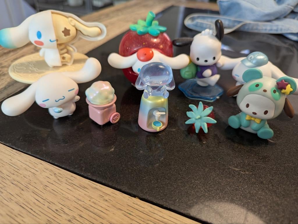 Popmart Miniso Sanrio blind box figuren, Verzamelen, Ophalen of Verzenden, Gebruikt