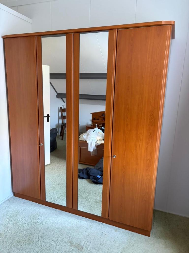 Kledingkast, Huis en Inrichting, Ophalen, Gebruikt, Overige materialen, 200 cm of meer