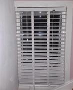 Houten jaloezie luxaflex
In uitstekende staat, Huis en Inrichting, Stoffering | Gordijnen en Lamellen, Ophalen, Zo goed als nieuw